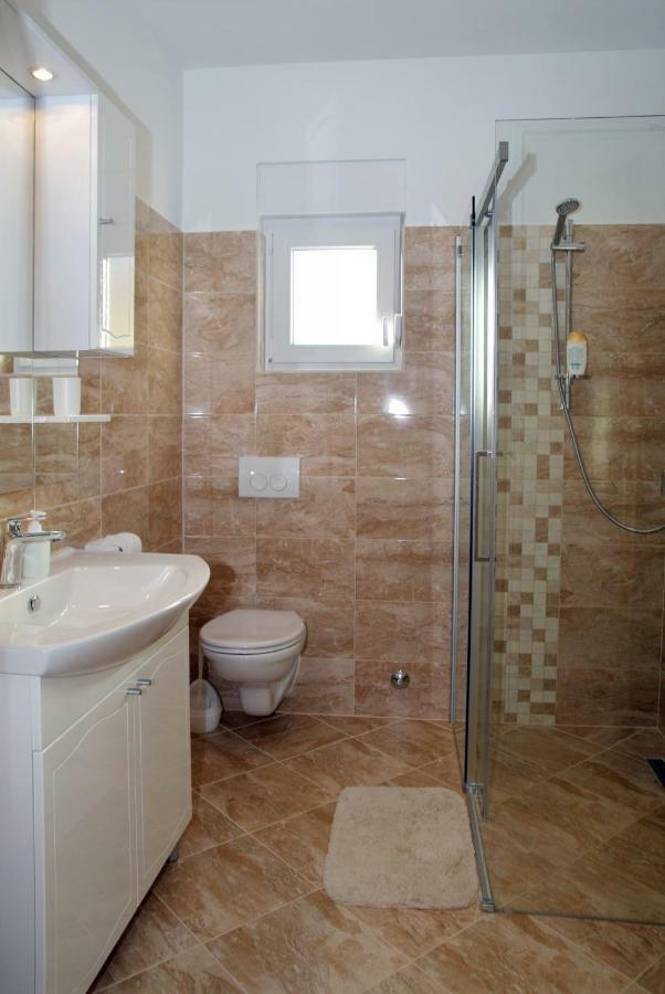 זאדאר Holiday Home Luka מראה חיצוני תמונה